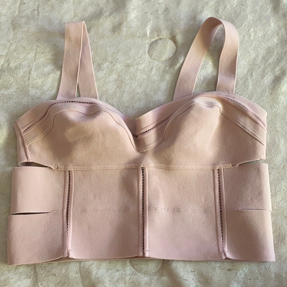 Strapy bra top, never worn Victoria secret